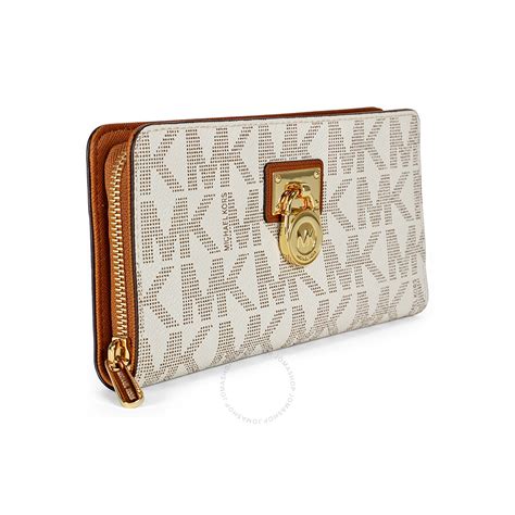 michael kors hamilton vanilla wallet|Michael Kors Hamilton wallet luggage.